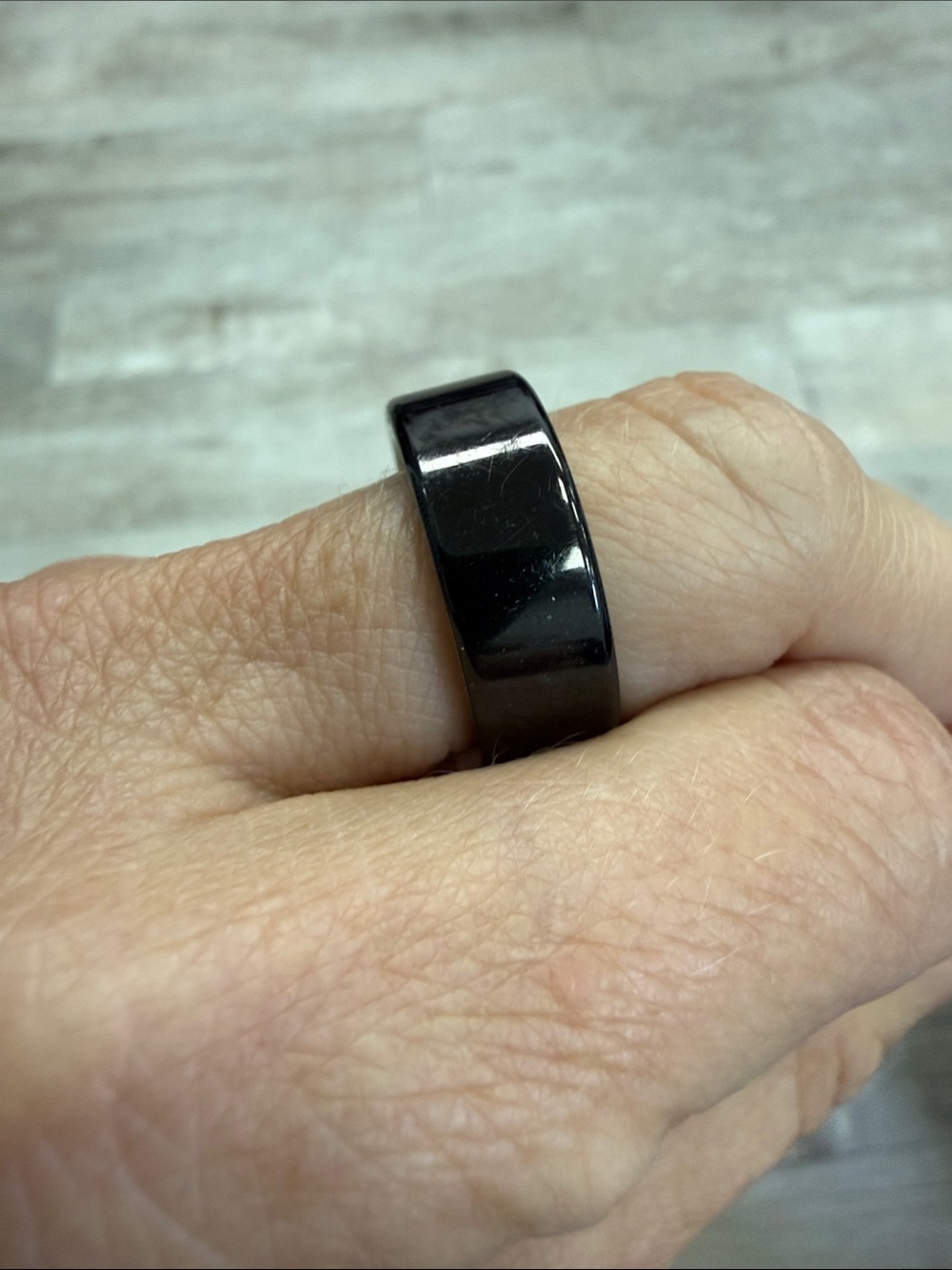 ŌURA BLACK GEN 4 SIZE 8